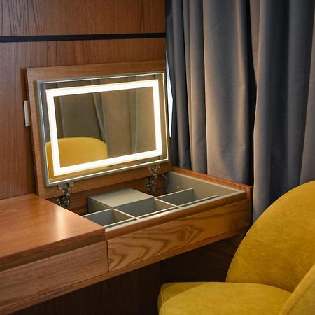 The Wilson Tirana Hotel Eksteriør billede